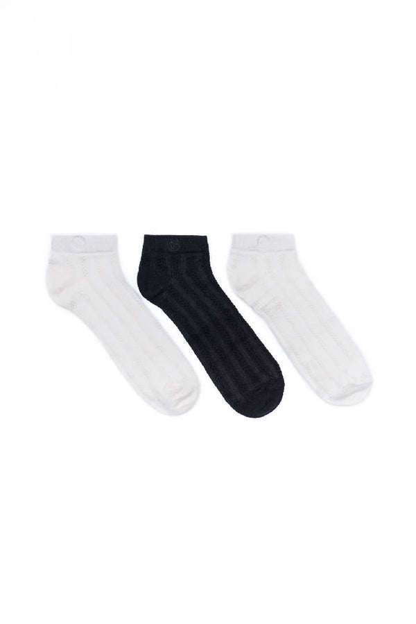 Modal Cable-Knit Ankle Socks in 2 White & 1 Black