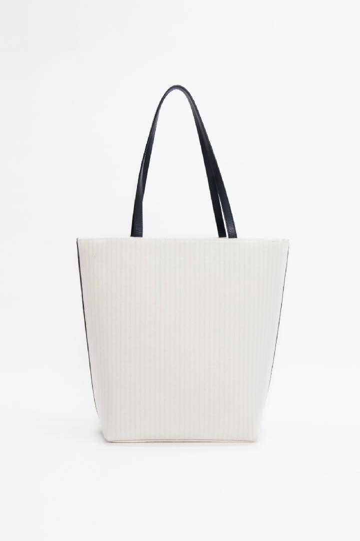 Monte Carlo Organic Cotton Tote Bag in White Dove