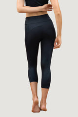 Kathmandu Crop Leggings in Onyx Black