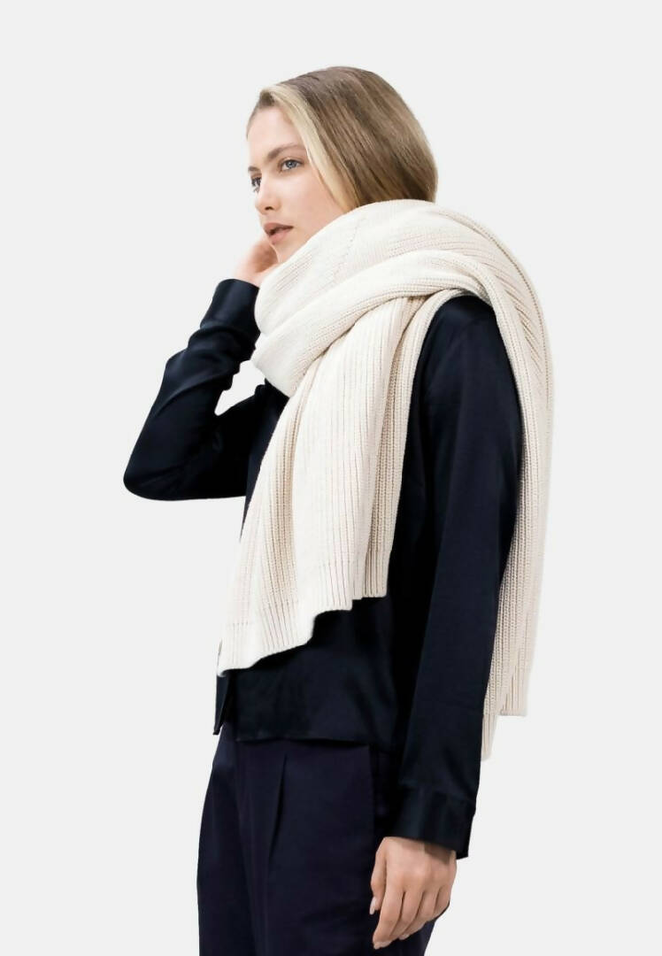 olden-blanket-scarf-egret-4