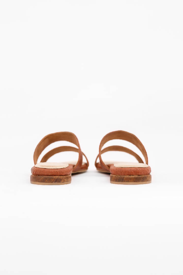 Capri Sandals in Canela Brown