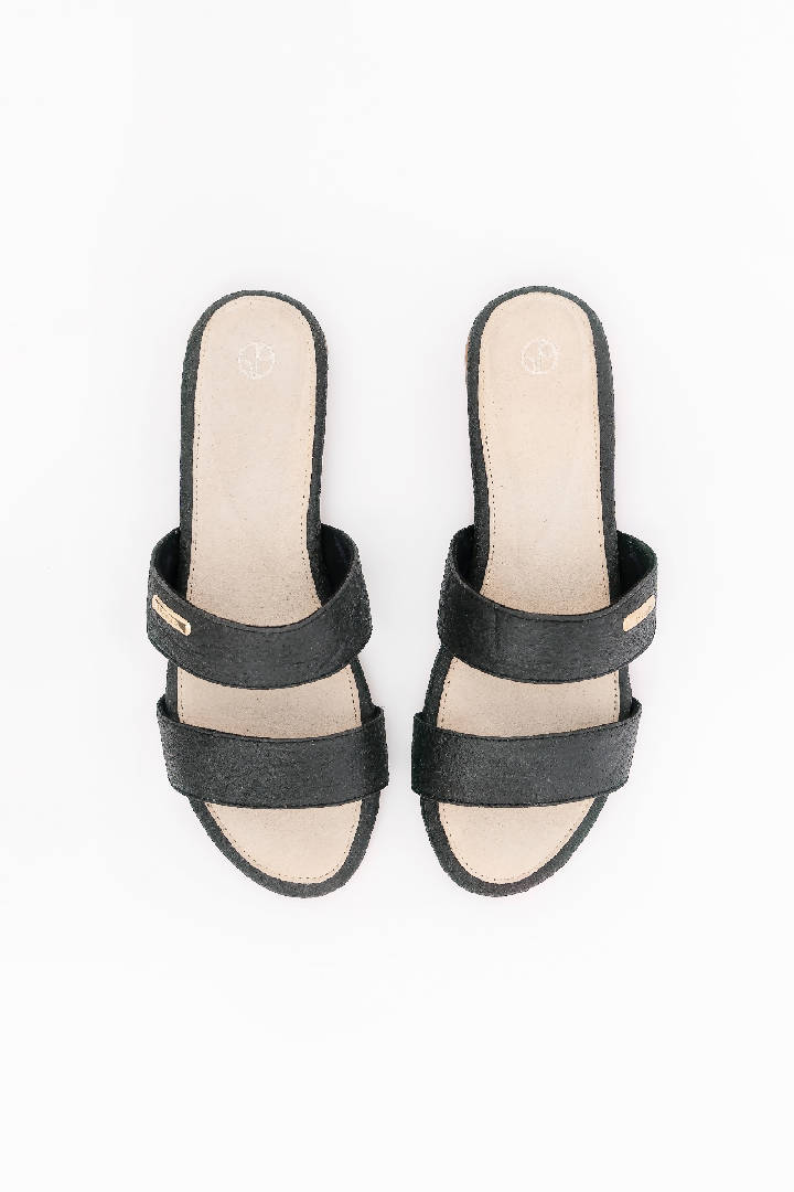 Capri Sandals in Charcoal Black