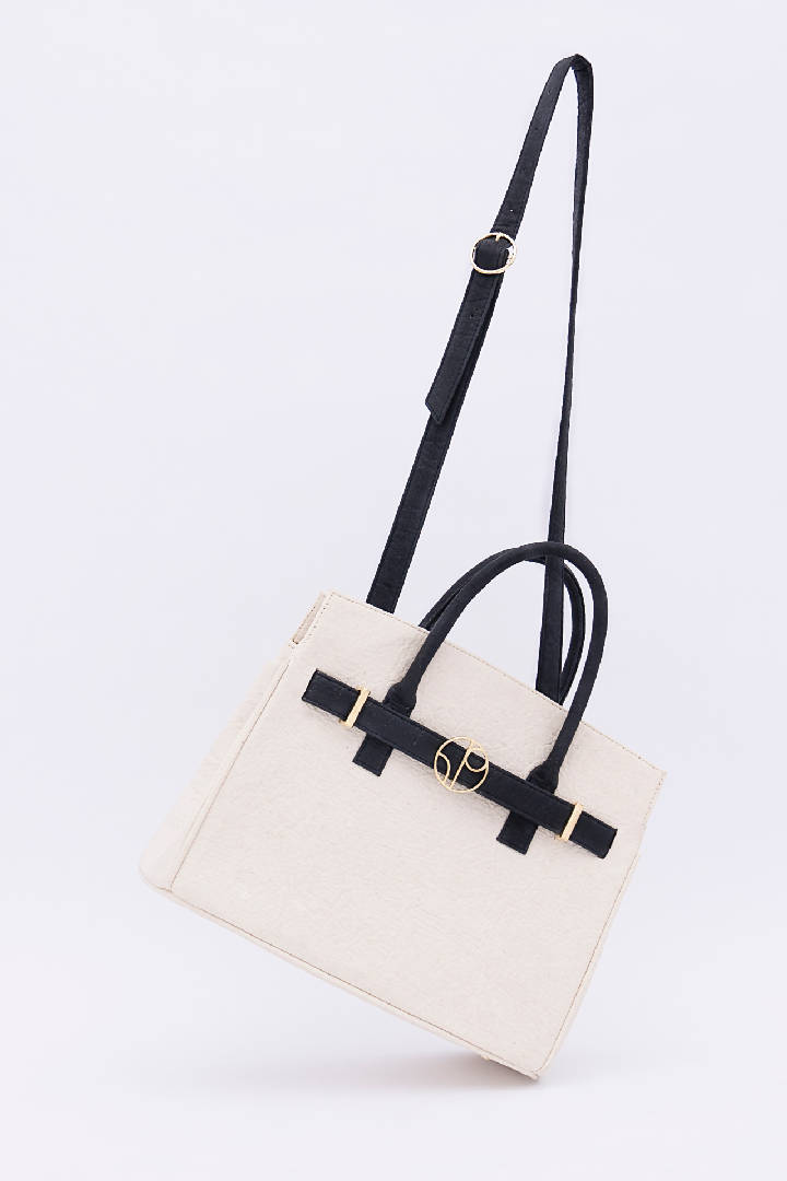 Sydney Piñatex® Handbag in Latte White