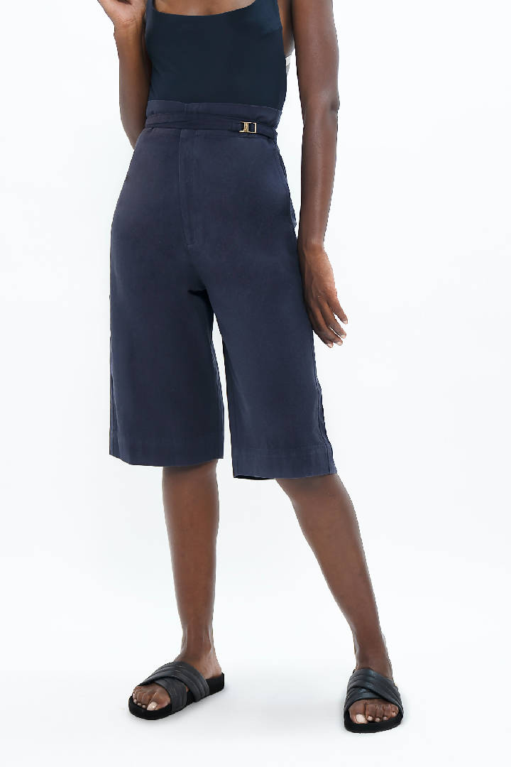 Florence Organic Cotton Bermuda Shorts in Summer Night Blue