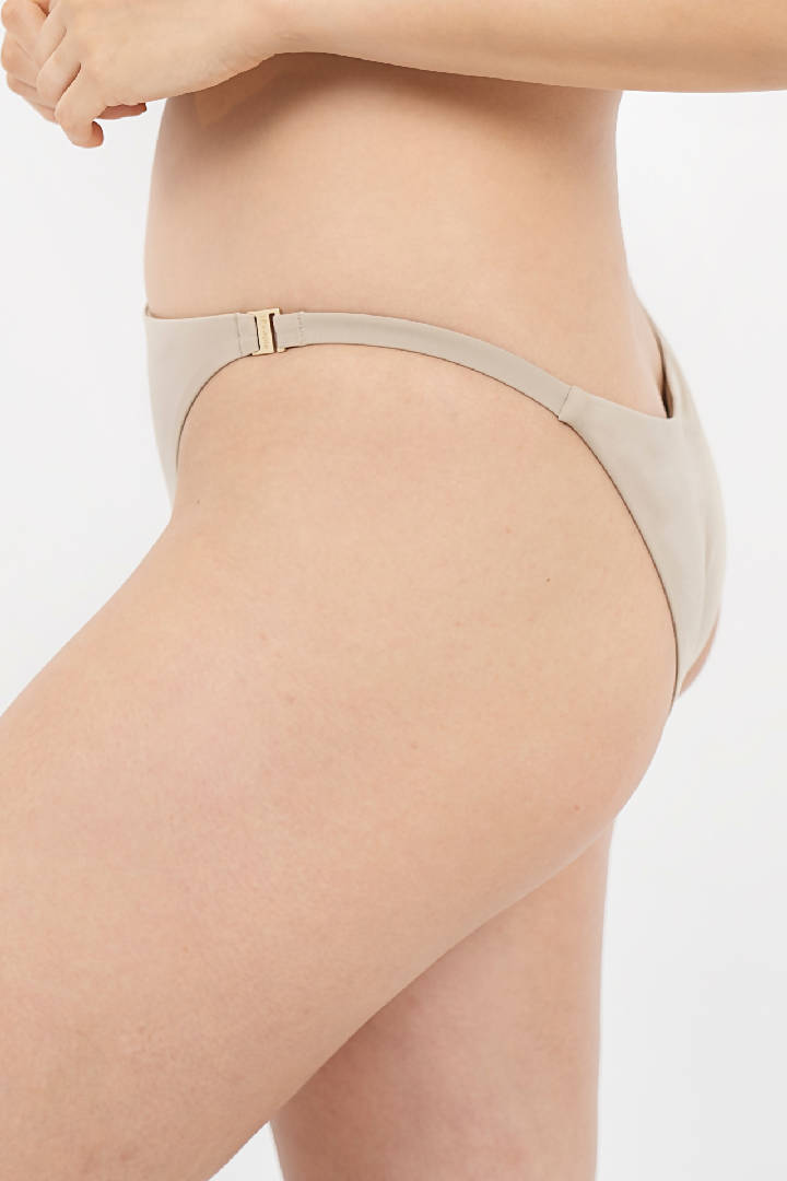 Crete Bikini Bottom in Sand Brown