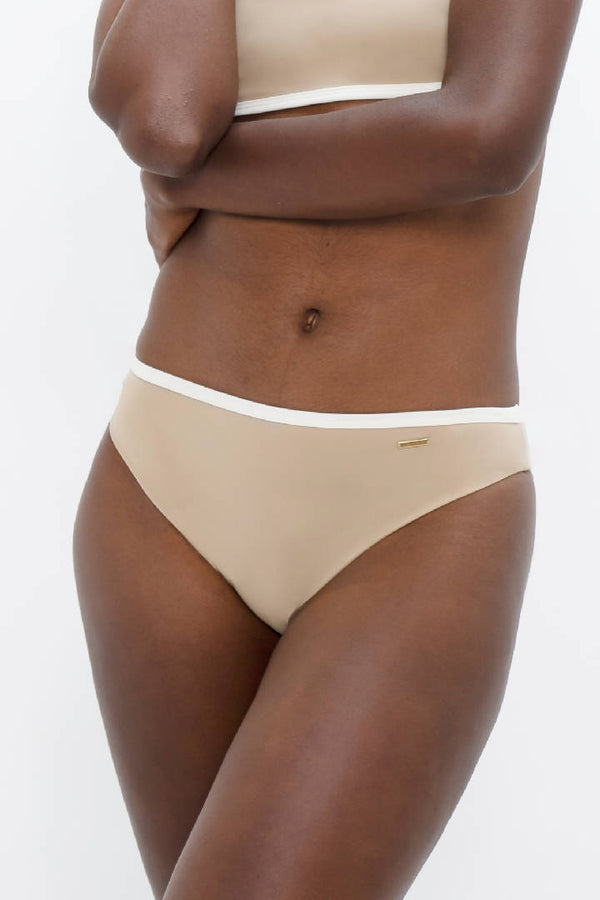 Brisbane Classic Bikini Bottom in Sand Brown